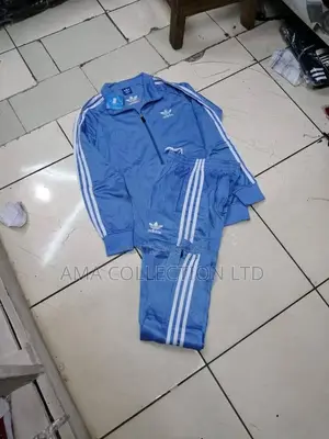 Imported Tracksuits – Perfect for All Your Outdoor Needs