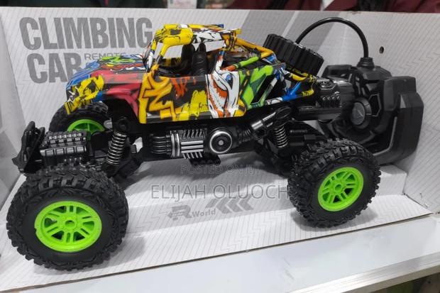 Off-Road Climbing Vehicle Toy