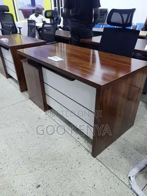 Office Desk ; 1400mm Executive Office Desk
