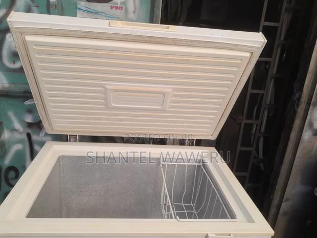 White Ex Uk Freezer - thumbnail 4