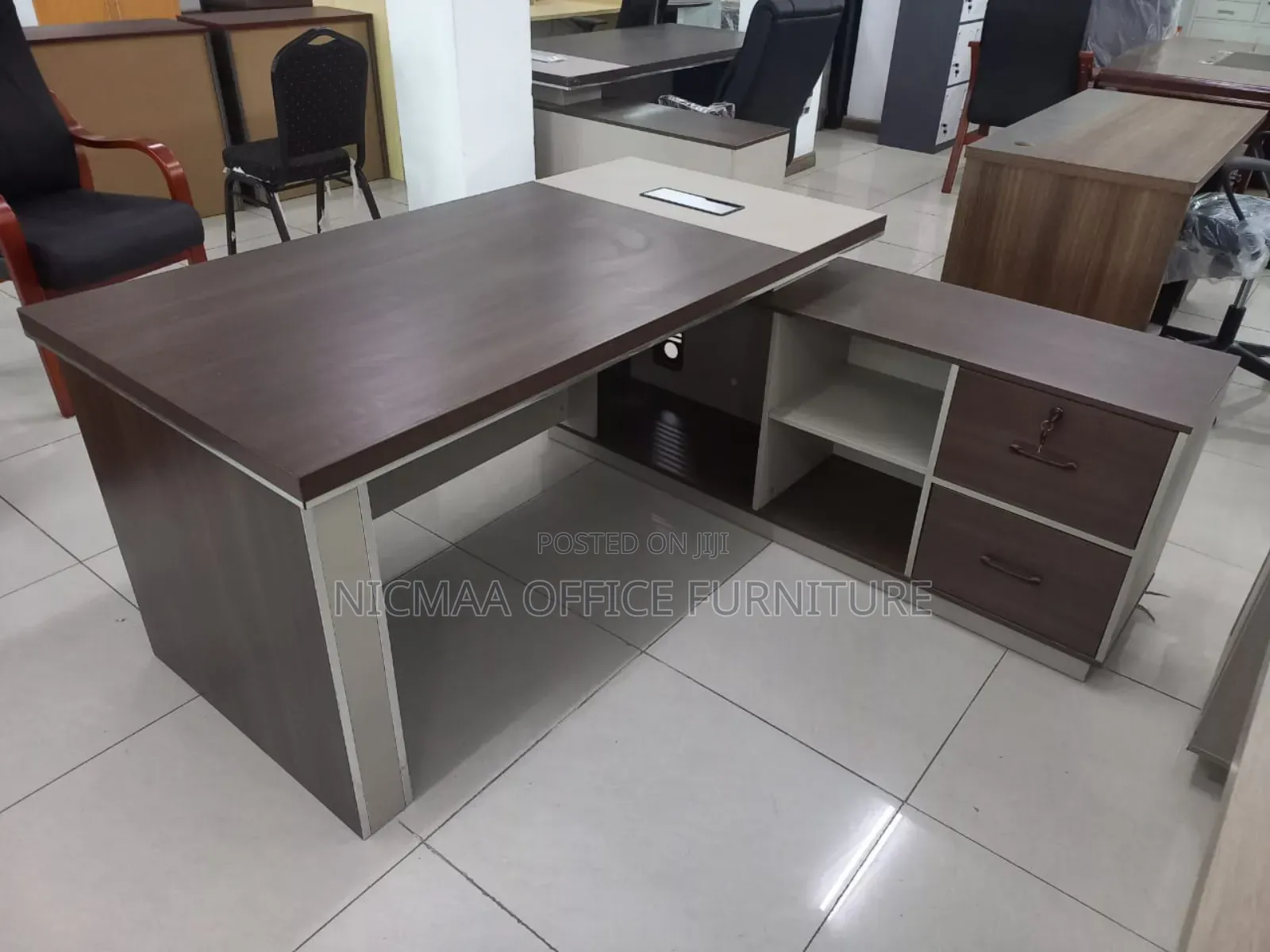Managerial Advance Office Desk