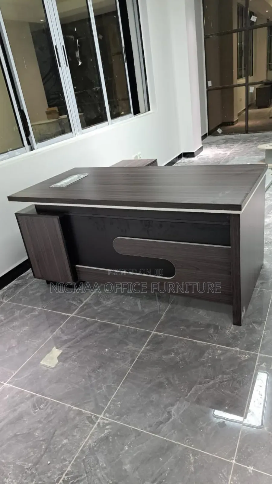 Managerial Advance Office Desk