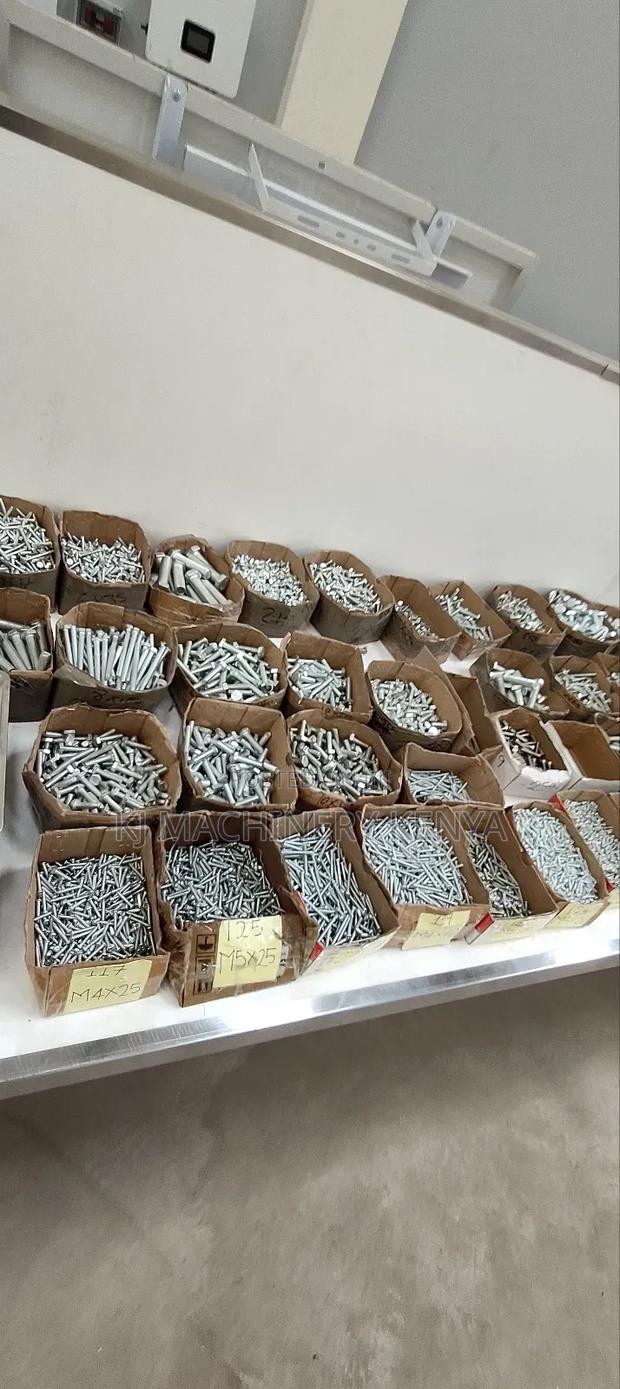 Heavy Duty Screws ,Nuts,Bolts Etc