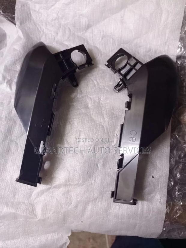Voxy/Noah 2005 Bumper Slides Brackets