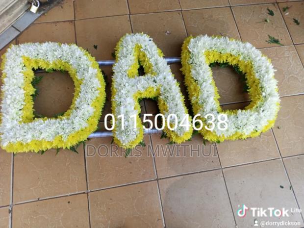 Funeral Flower Arrangements - thumbnail 3