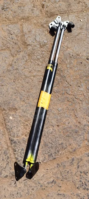 Hiace 7l Boot Shocks Available