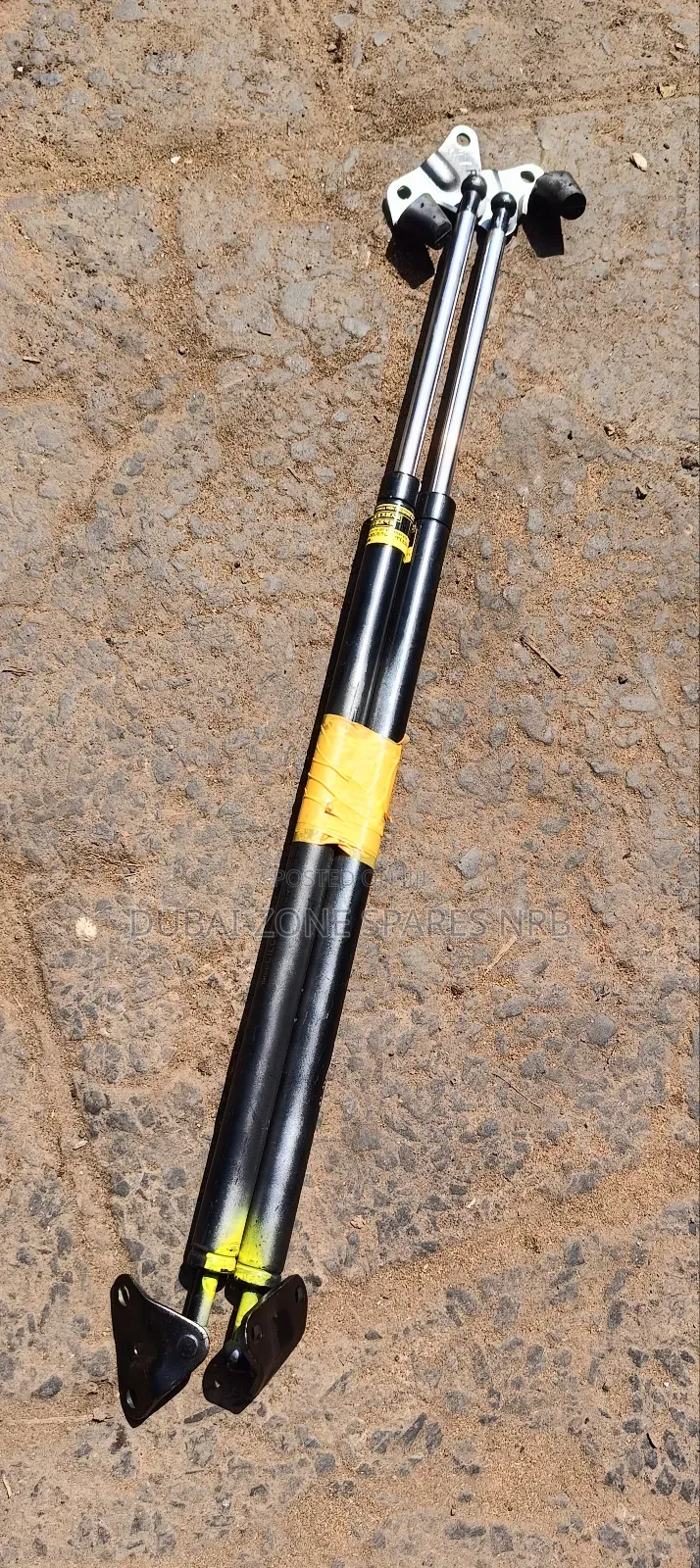 Hiace 7l Boot Shocks Available