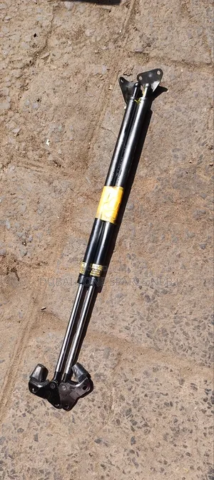 Hiace 7l Boot Shocks Available