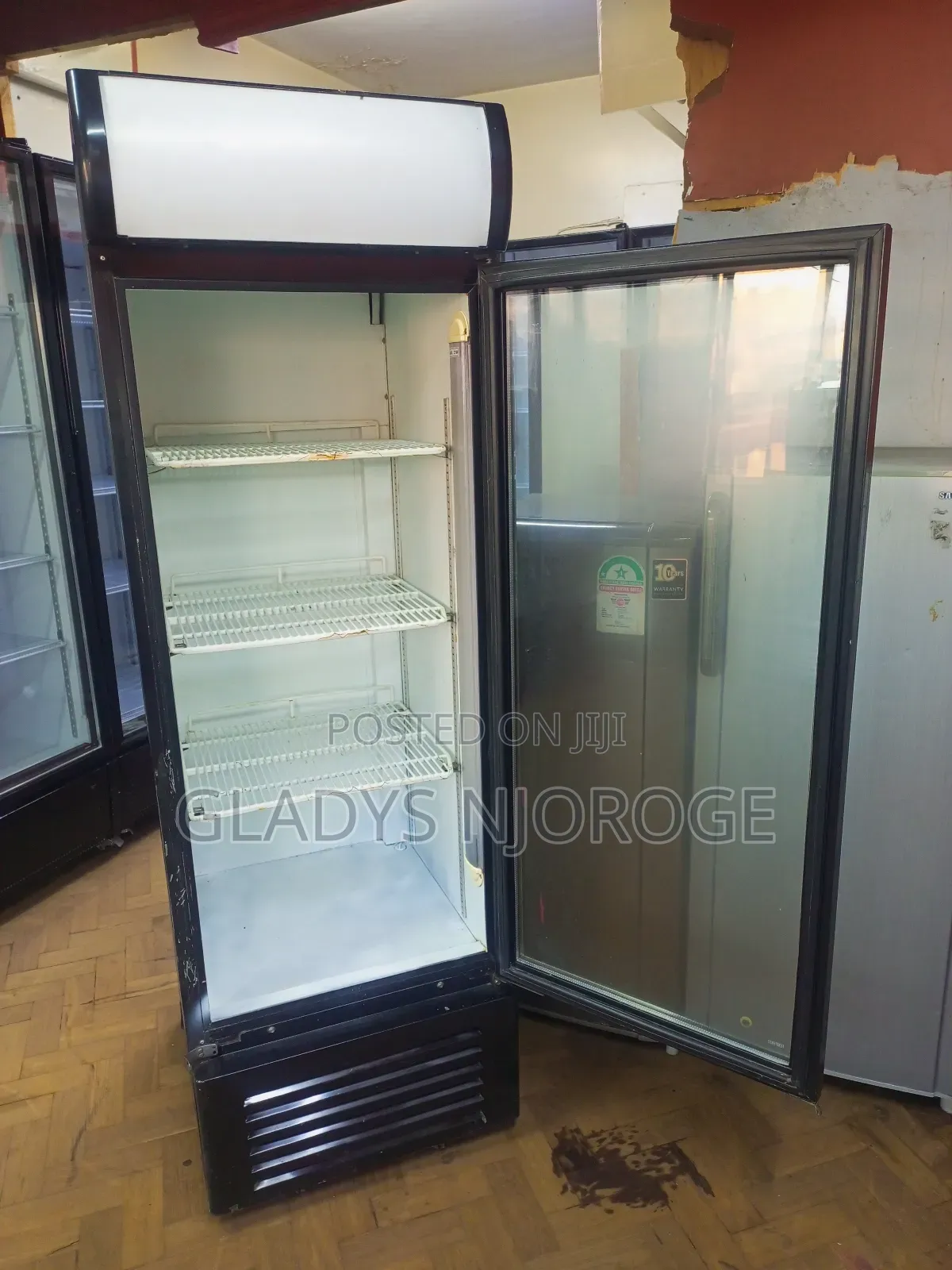 Perfect Display Fridge 500l