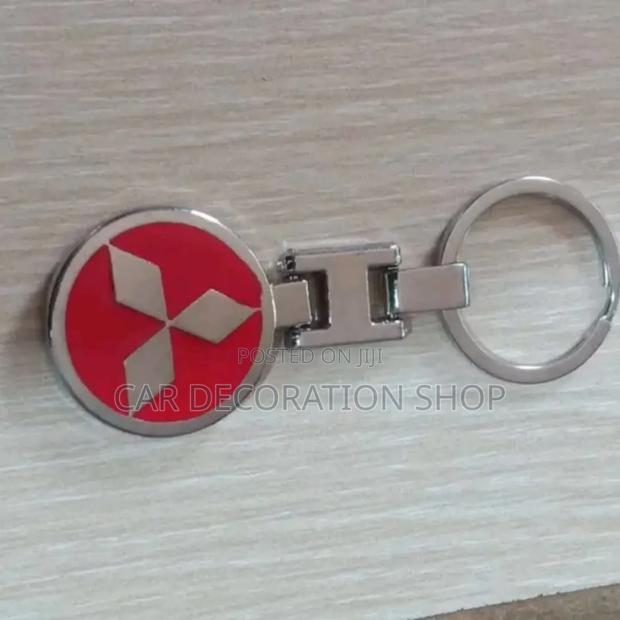 Mitsubishi Key Metallic Chain - main view