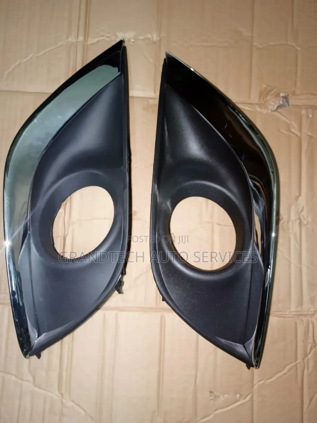 Nissan Latio Foglight Covers