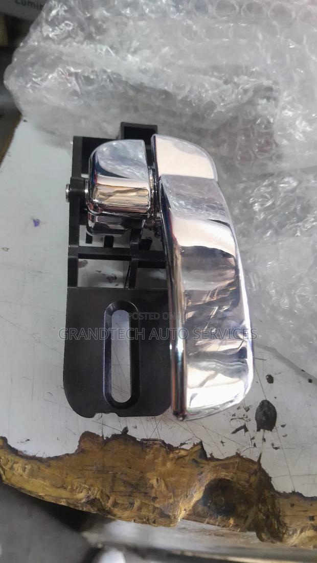 Nissan Dualis Inner Door Handle