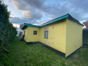 3bdrm Bungalow in Donholm Caltex for sale