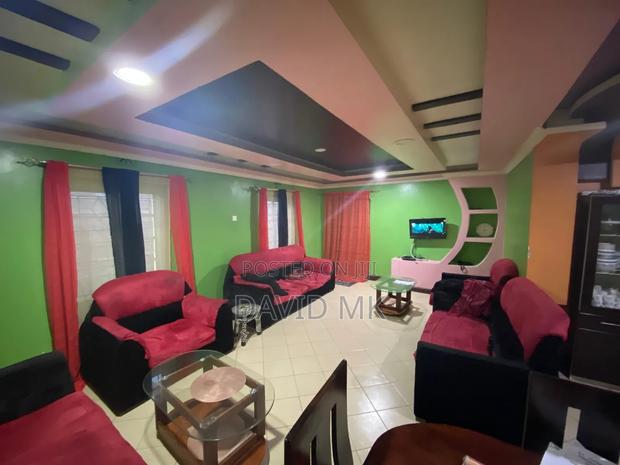 3bdrm Bungalow in Donholm Caltex for sale - thumbnail 7