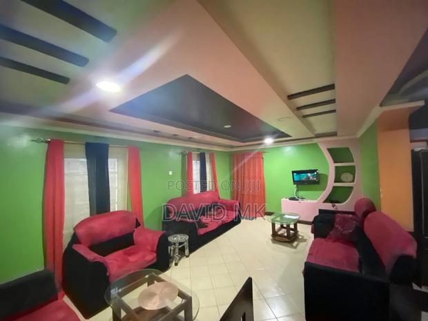 3bdrm Bungalow in Donholm Caltex for sale - thumbnail 8