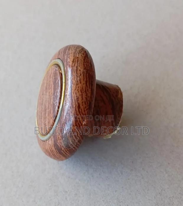 Round Knob - thumbnail 2