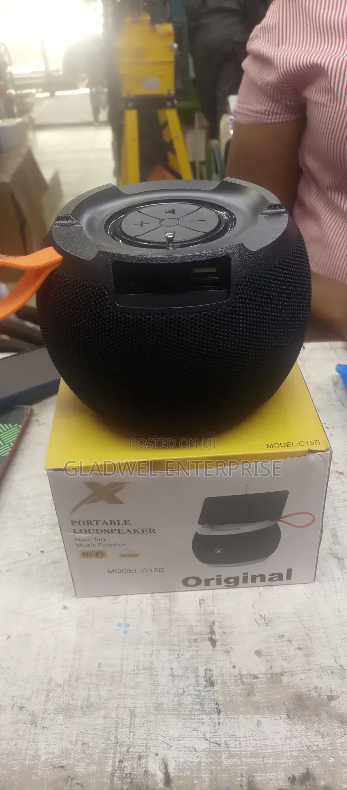 A Very Portable Bluetooth Speaker/Bass Bluetooth Speaker
