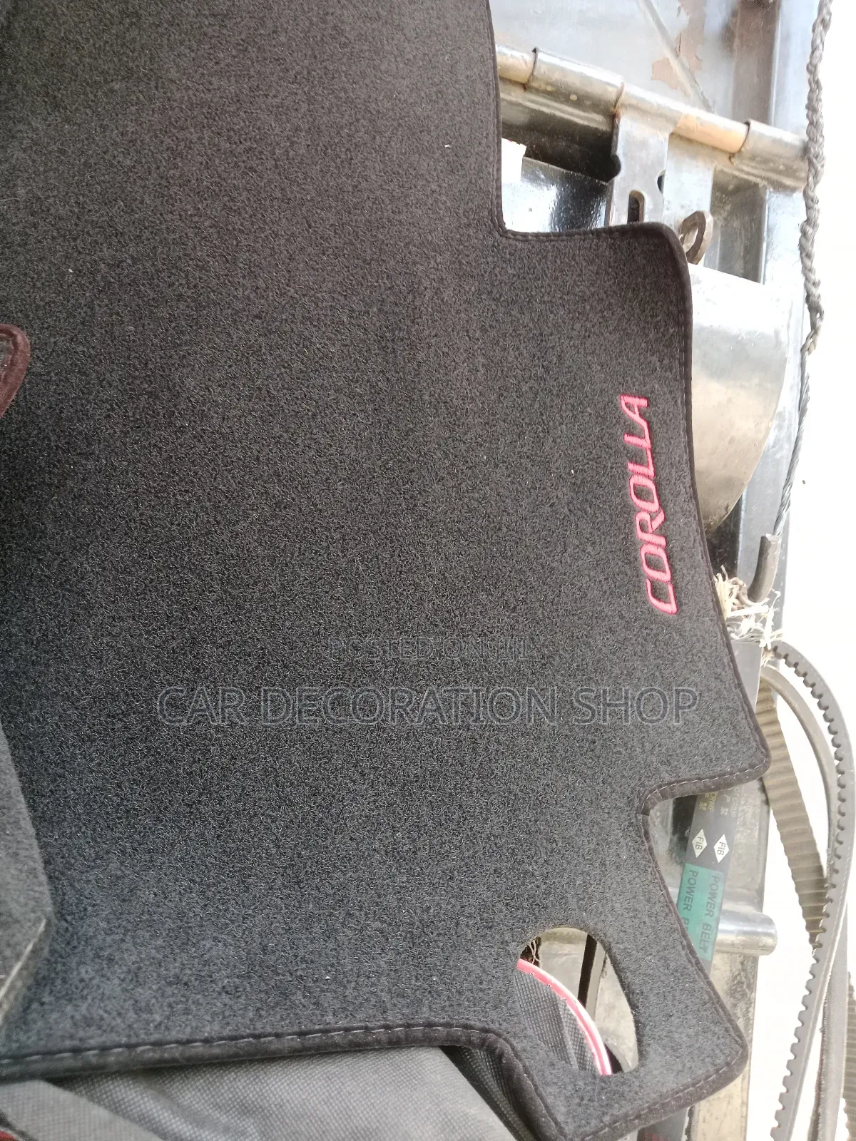 Corolla Labelled Black Dash Mat