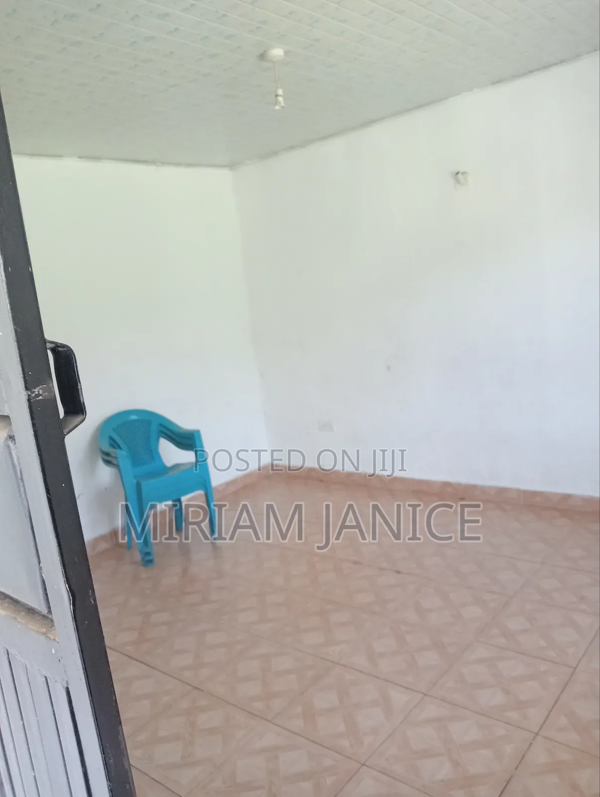 2bdrm House in Kakola, Ahero for rent