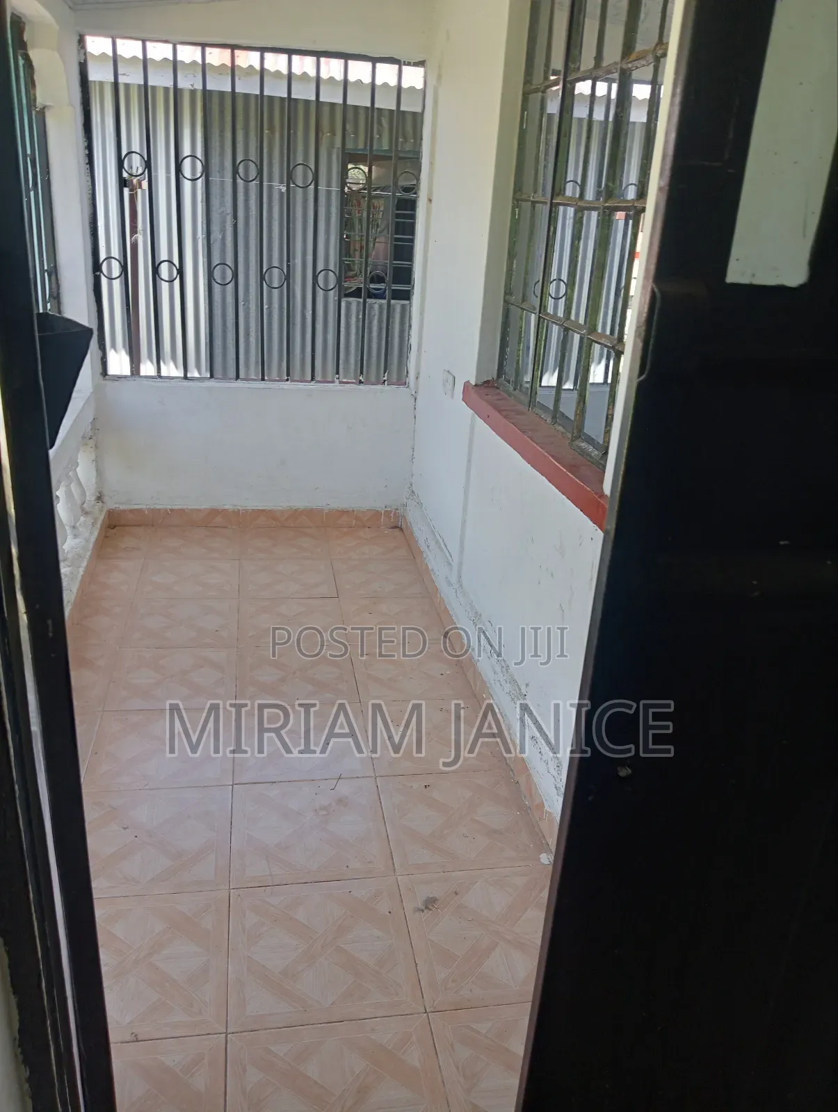 2bdrm House in Kakola, Ahero for rent