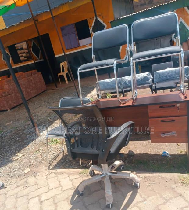 Vintage 1m Office Desk With Mesh Office Chair Kd9wk
