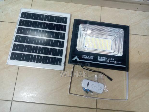 Altops 300 Watts Automatic Solar Floodlights Down to Dusk