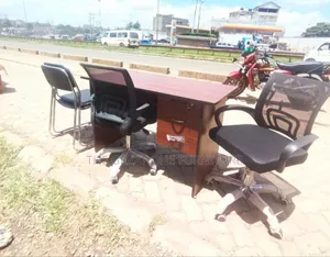 1m Modern Office Desk With Mesh Office Chair Lq4dx