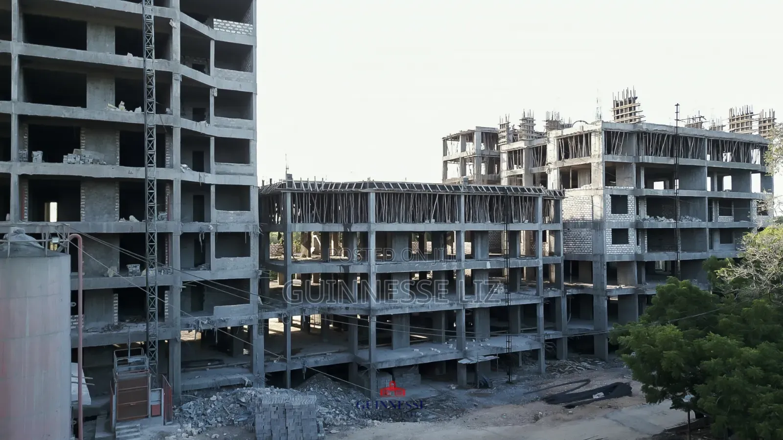 3bdrm Apartment in Aqua, Kadzandani for sale