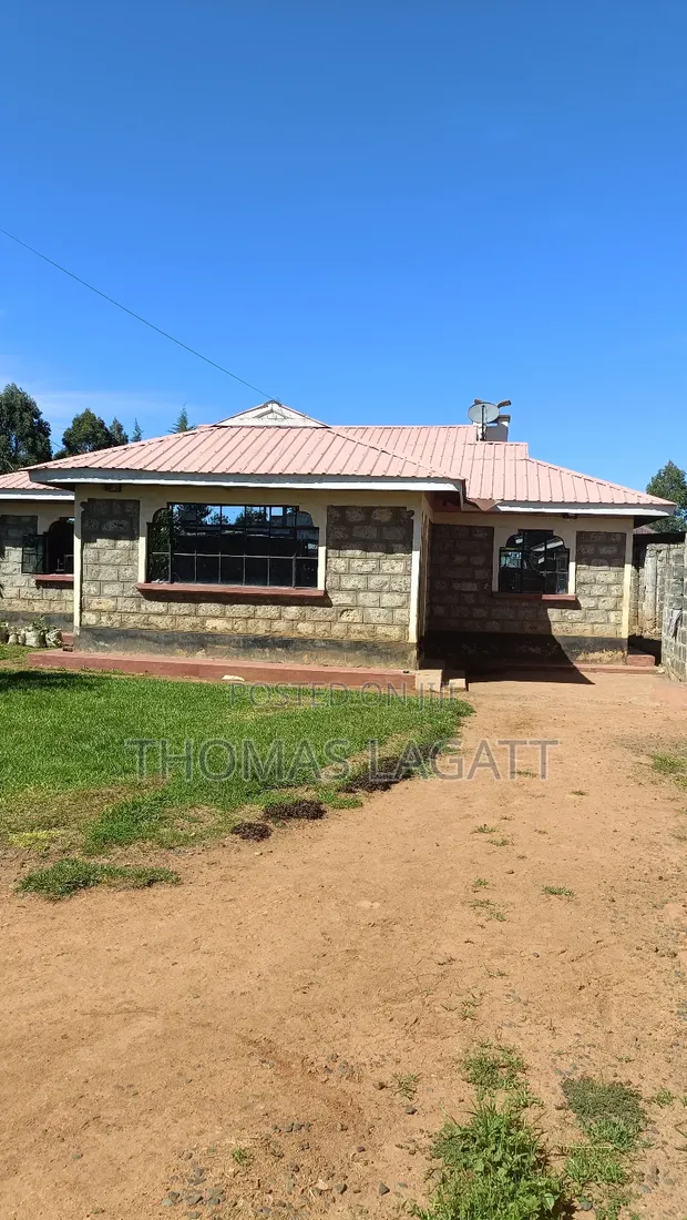 3bdrm House in Outspan, Wareng for sale