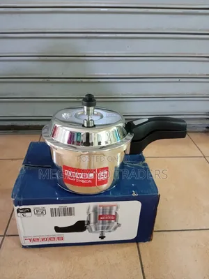 3 LTR Stainless Steel Pressure Cooker/Induction Pressure Cooker