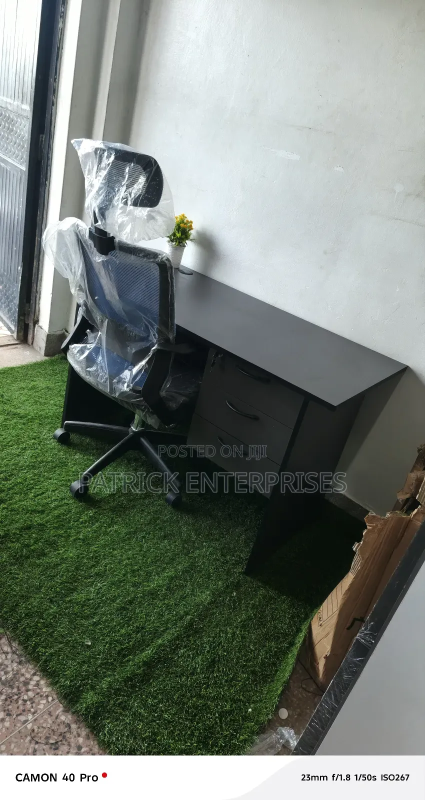 Ergonomic Modern Office Chair+ 1.2 Mtrs Office Desk