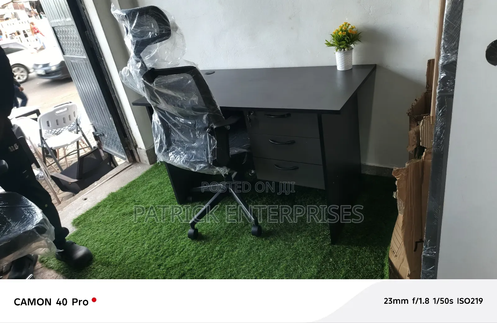 Ergonomic Modern Office Chair+ 1.2 Mtrs Office Desk