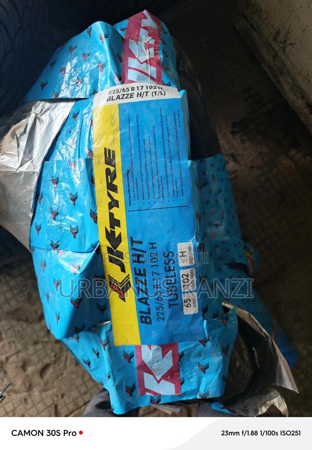 225/65 R17 Jk Tyre