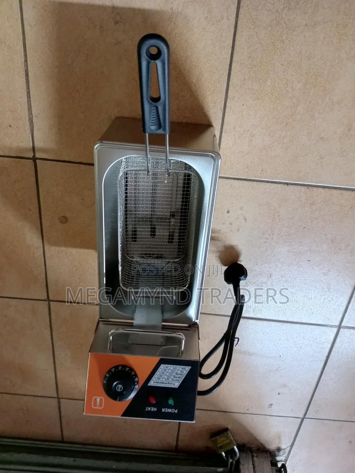 Uken Electric Deep Fryer 6l