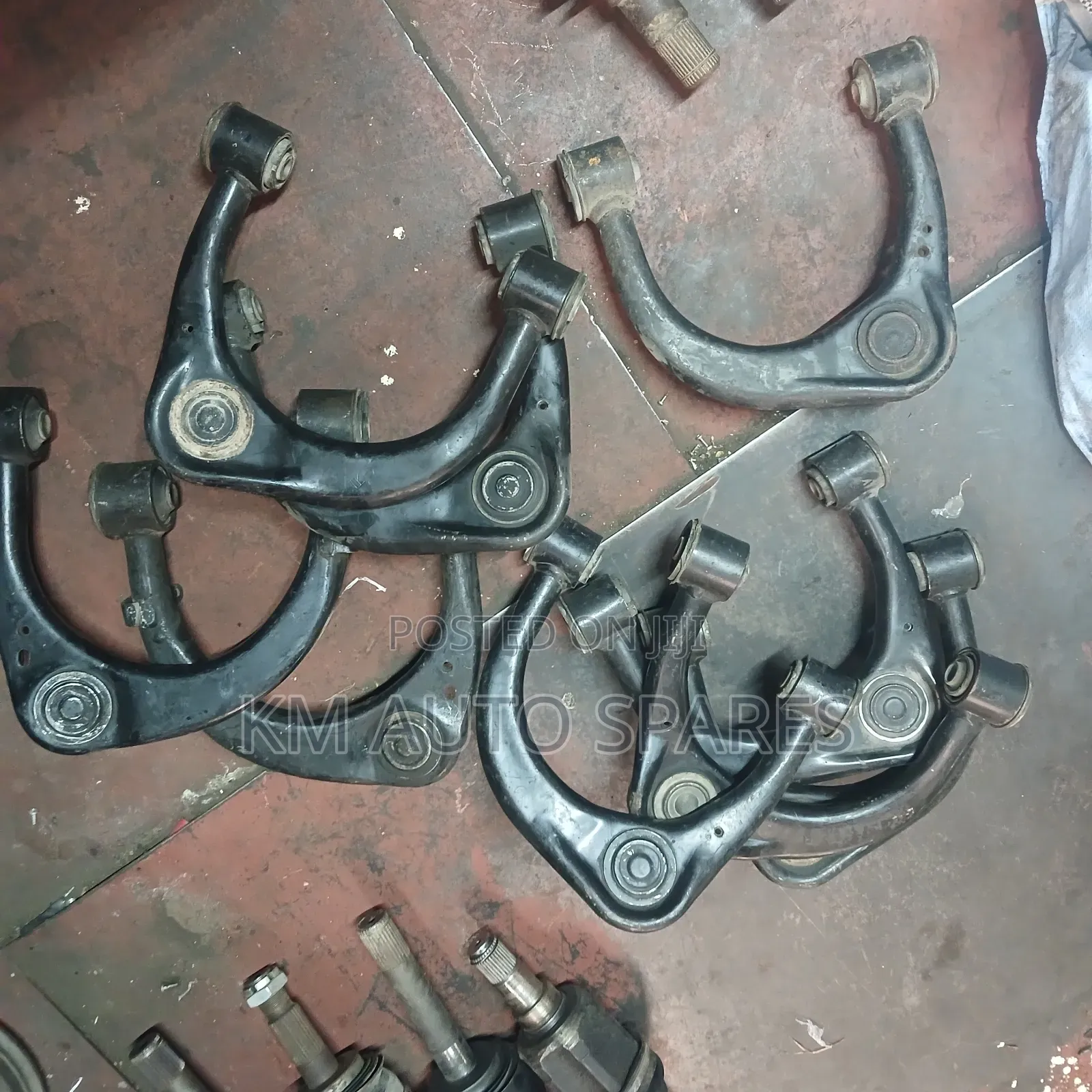 Toyota Land Cruiser Prado Upper Control Arm.