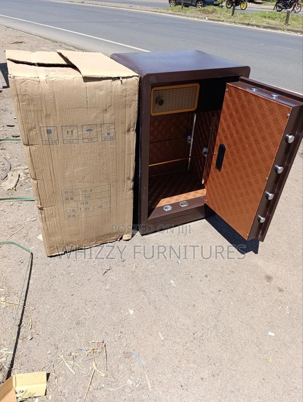 Safety Box (85kgs) - thumbnail 2