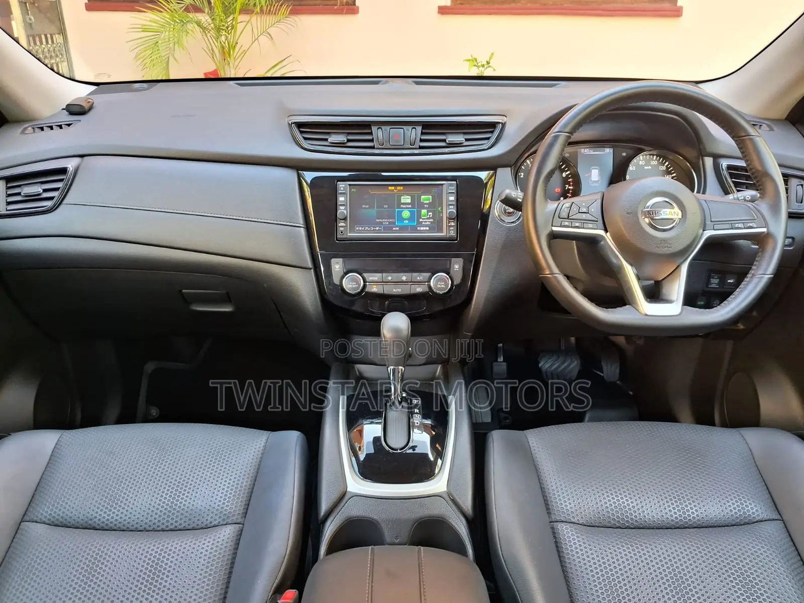 Nissan X-Trail 2.0 Petrol AWD 2018 Red