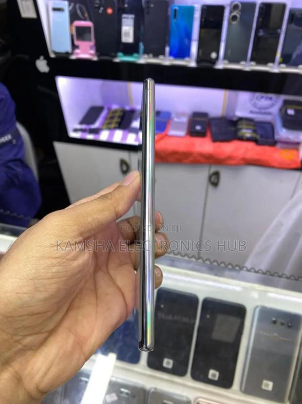 Samsung Galaxy Note 10 Plus 256 GB Silver - thumbnail 2