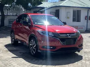 Honda Vezel 2018 Red
