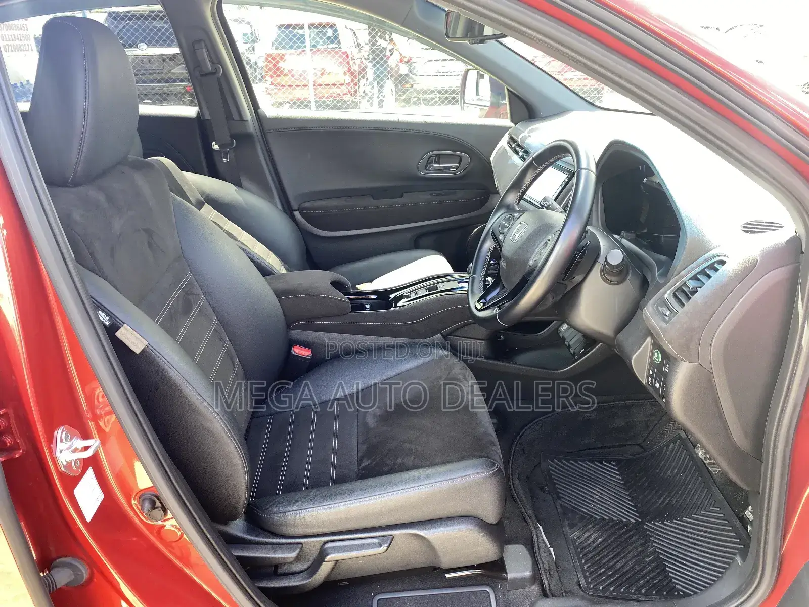 Honda Vezel 2018 Red