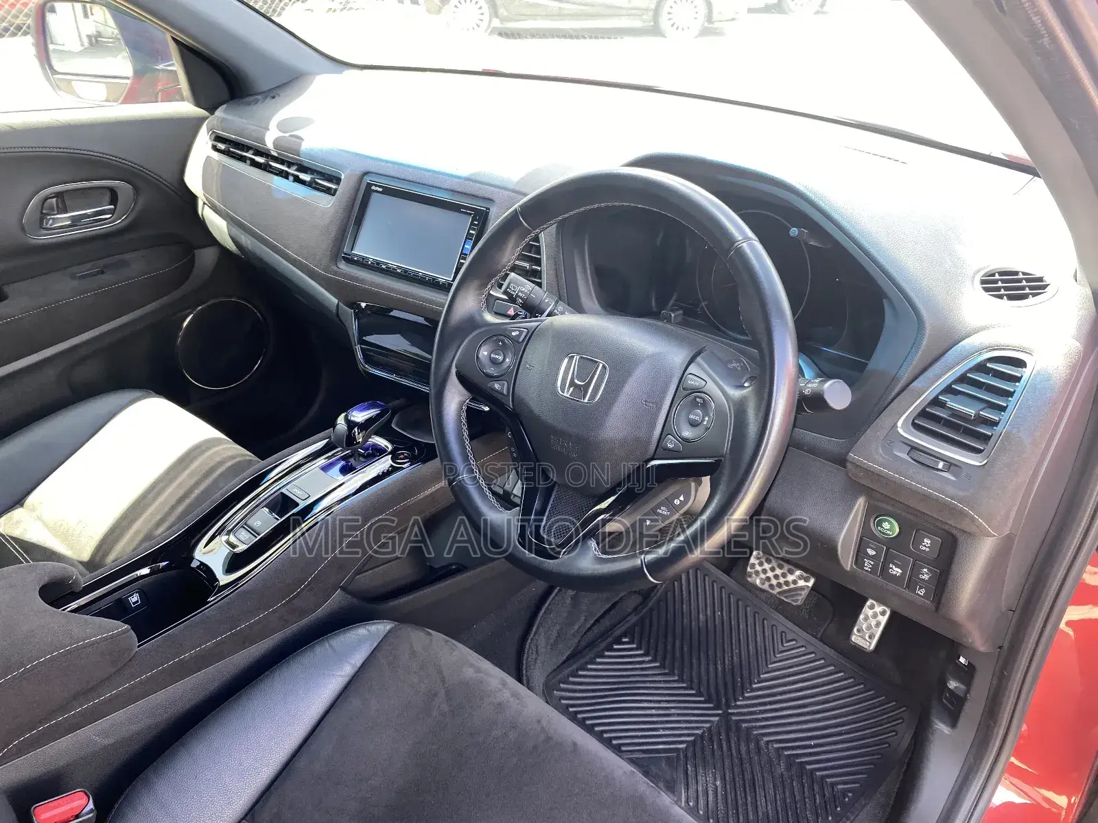 Honda Vezel 2018 Red