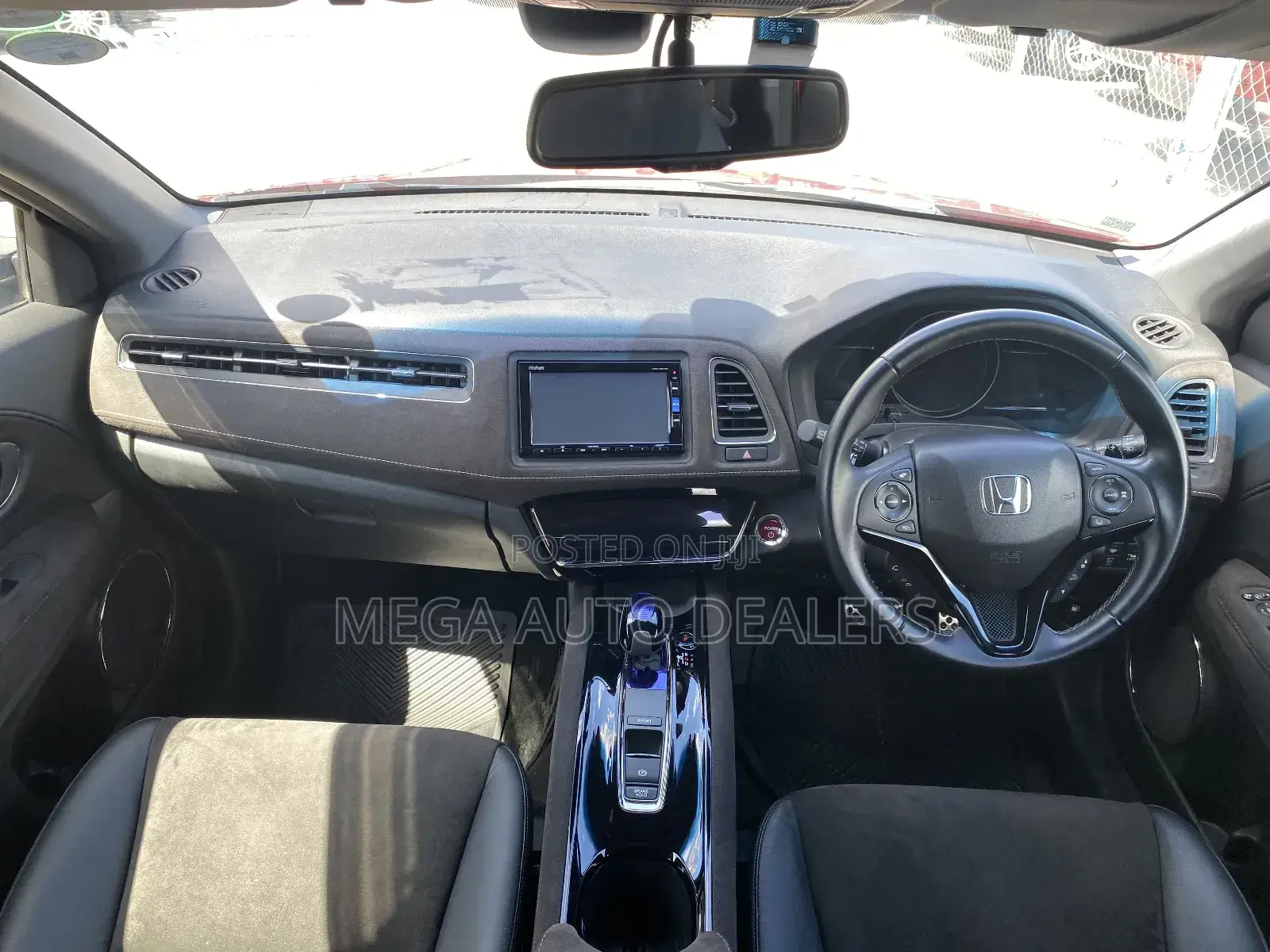 Honda Vezel 2018 Red