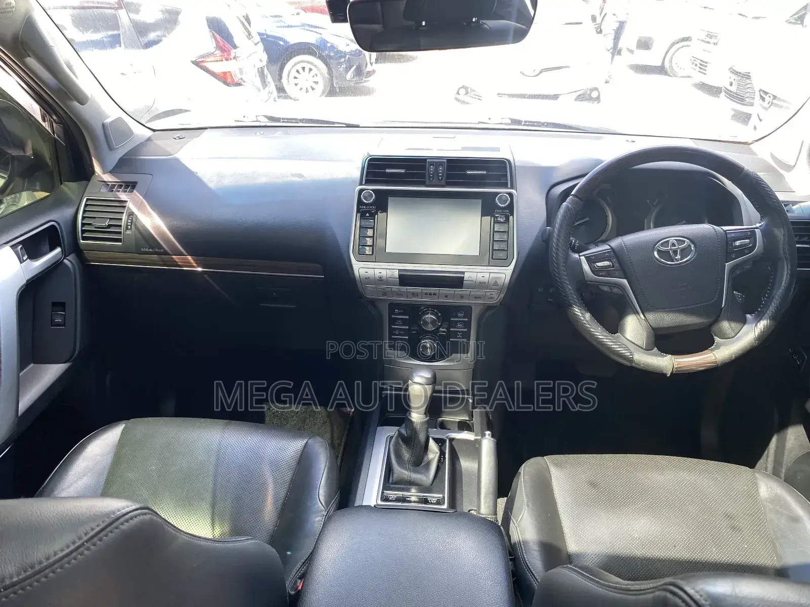 Toyota Land Cruiser Prado 2018 White
