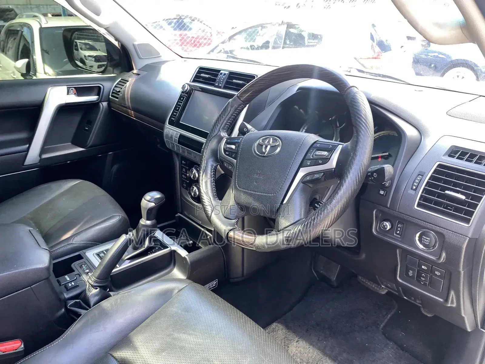 Toyota Land Cruiser Prado 2018 White
