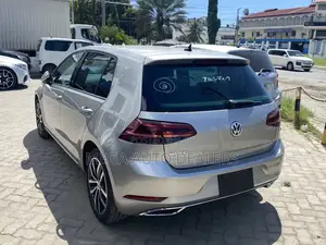Volkswagen Golf 2018 Gray