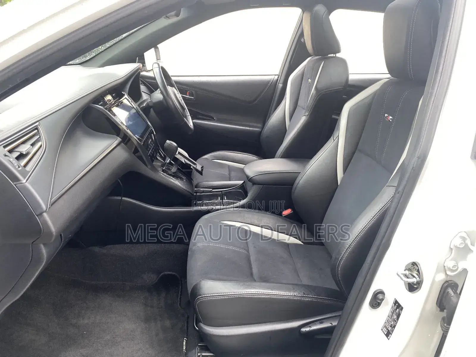 Toyota Harrier 2018 Pearl