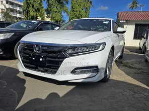 Honda Accord Sport 2.0T 2020 White