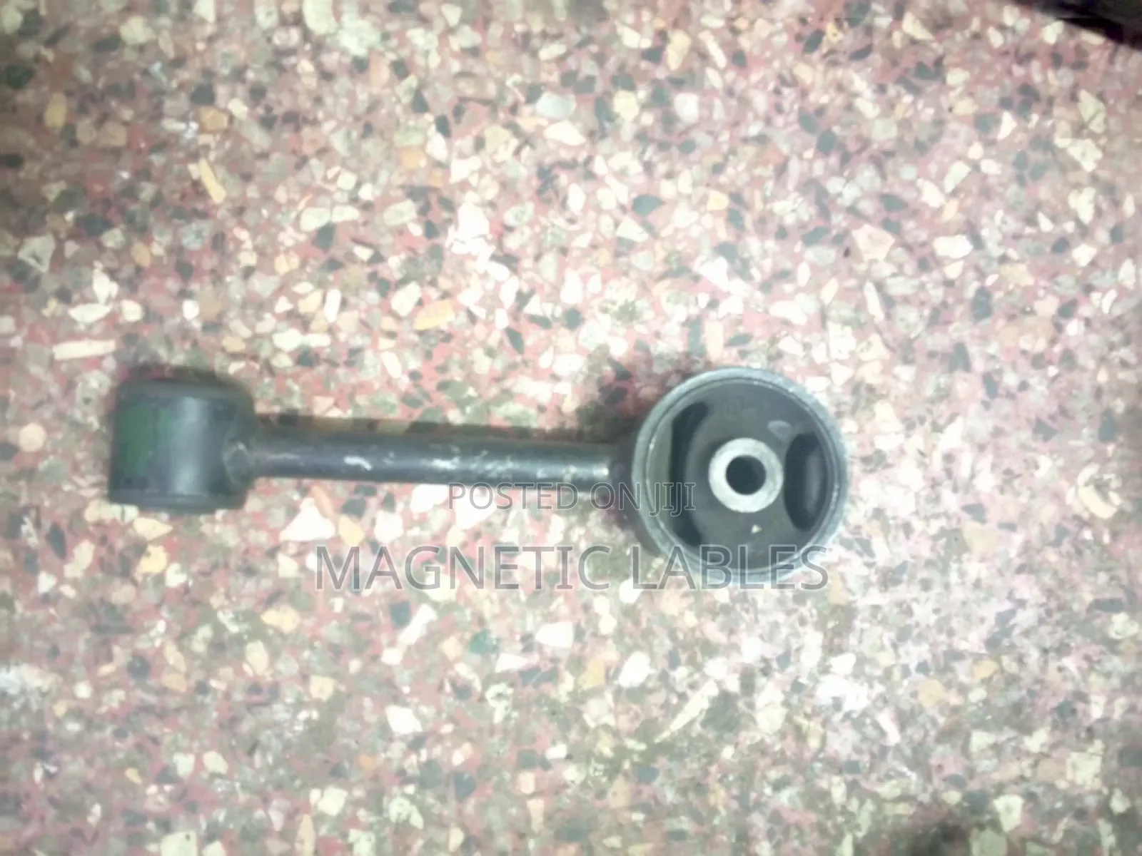 Toyota Vitz Engine Mount