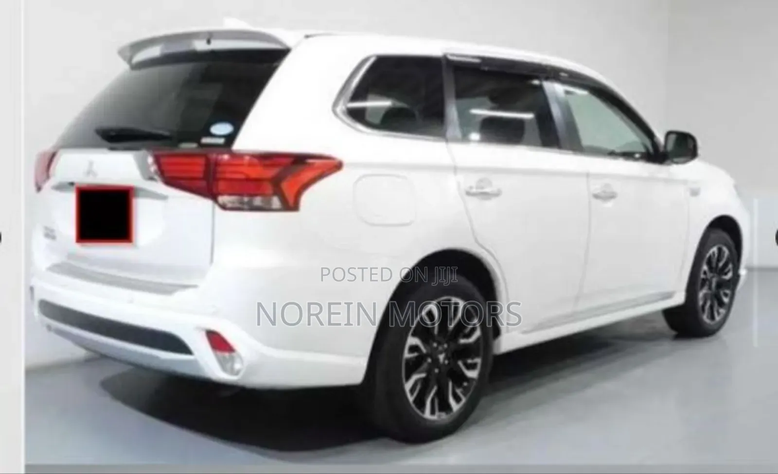 Mitsubishi Outlander 2018 Off white