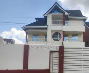 5bdrm Mansion in Membley for sale - main view